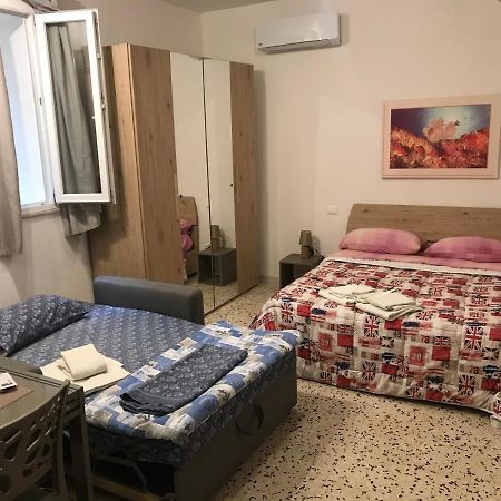 Della Cuba Vacanze Trapani Historic Center Eksteriør bilde